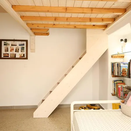 Daire Imellos Apérathos